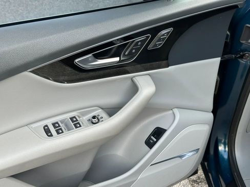 Used 2018 Audi Q7 3.0T Prestige image 11