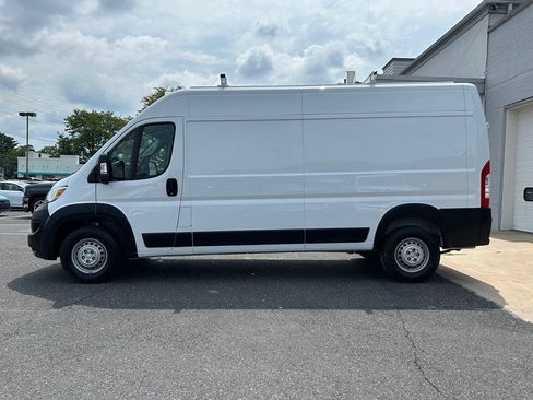 Used 2024 RAM ProMaster 2500 FWD image 4
