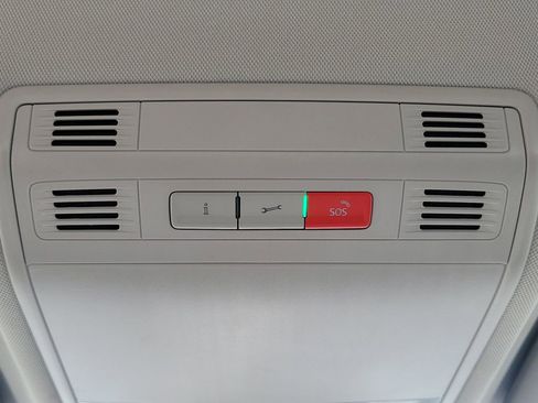 Used 2023 Volkswagen Taos S image 21