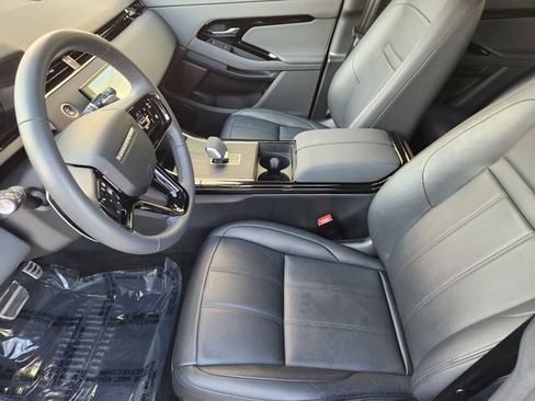 Certified 2025 Land Rover Range Rover Evoque Dynamic SE image 14