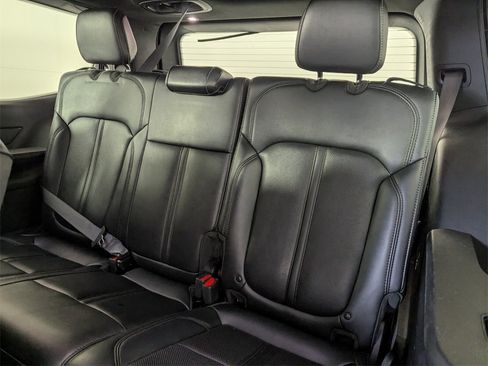 Used 2024 Jeep Wagoneer Series II image 17