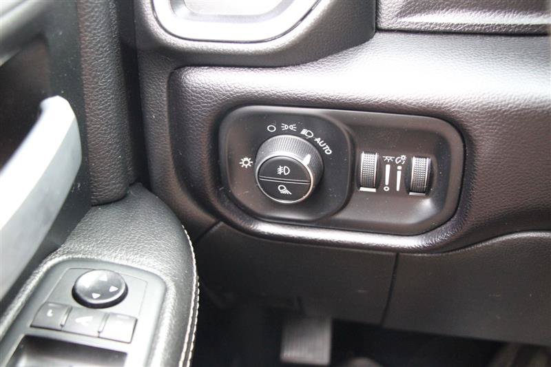 Used 2020 RAM 2500 Big Horn w/ Level 2 Equipment Group AWD/4WD image 21