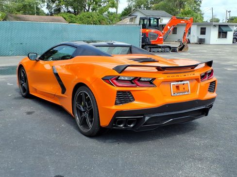 Used 2023 Chevrolet Corvette Stingray Preferred Conv w/ Z51 Performance Package RWD image 3