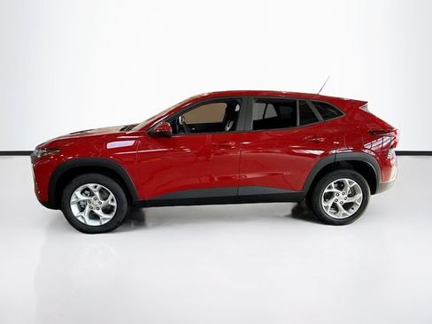 New 2026 Chevrolet Trax LS w/ LS Convenience Package FWD image 9