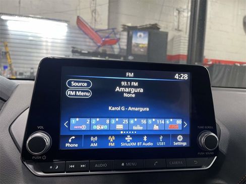 Used 2023 Nissan Sentra SR w/ SR Premium Package image 18