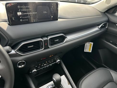 New 2025 MAZDA CX-5 AWD 2.5 S w/ Preferred Package image 24