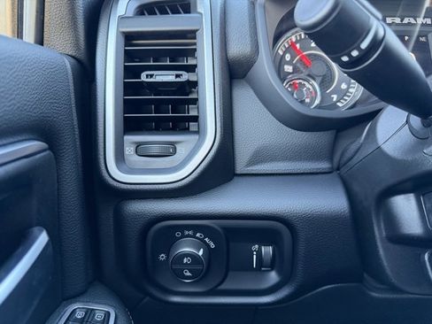 Used 2024 RAM 2500 Big Horn w/ Bed Utility Group image 17