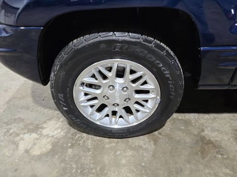 Used 2002 Jeep Grand Cherokee Limited image 22