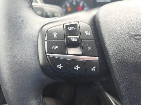 Used 2022 Ford Escape SE w/ SE Sport Appearance Package FWD image 16