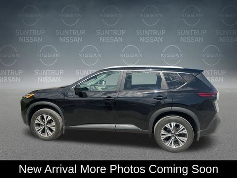 Used 2023 Nissan Rogue SV w/ SV Premium B Package AWD/4WD image 3