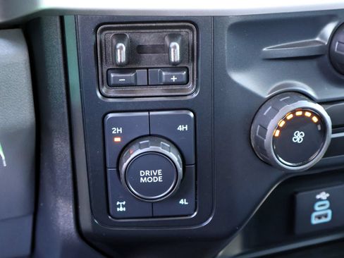 Used 2024 Ford F250 XL w/ FX4 Off-Road Package AWD/4WD image 22