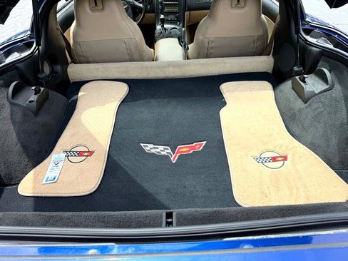 Used 2005 Chevrolet Corvette Coupe w/ Preferred Equipment Group image 21