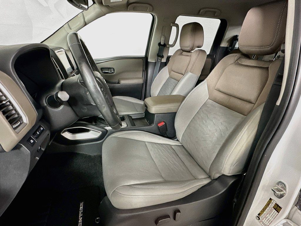 Used 2022 Nissan Frontier SV RWD image 8