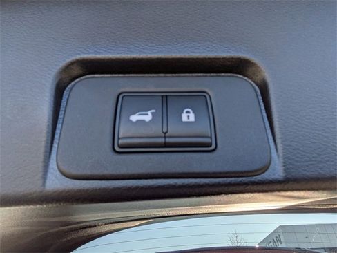 Certified 2023 Nissan Rogue SV w/ SV Premium B Package image 28