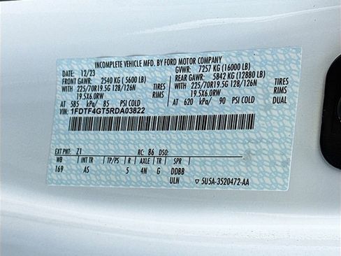 New 2024 Ford F450 XL w/ XL Chrome Package image 28