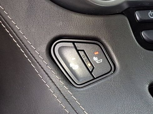 Used 2020 Chevrolet Tahoe LT image 28