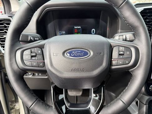 New 2026 Ford Ranger Lariat w/ FX4 Off-Road Package AWD/4WD image 13