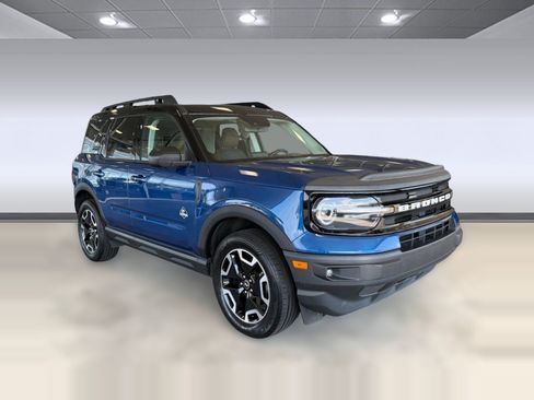 Certified 2024 Ford Bronco Sport Outer Banks AWD/4WD image 7