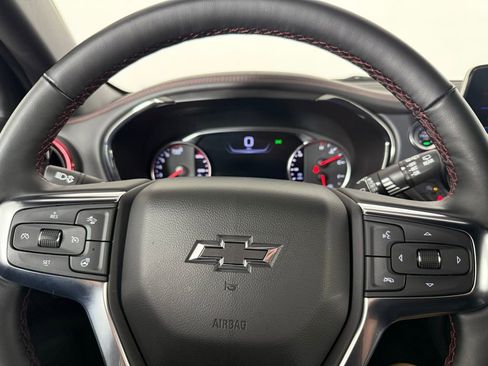Used 2025 Chevrolet Blazer RS image 25
