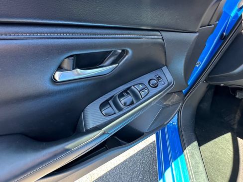 Used 2024 Nissan Sentra SV FWD image 22