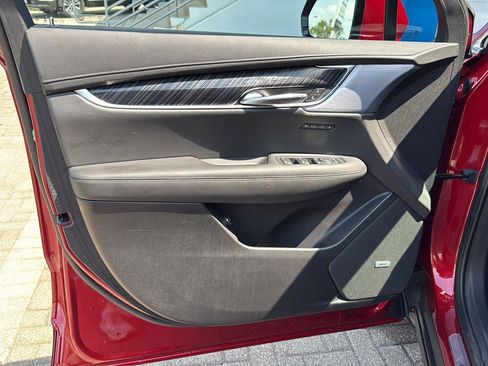 Used 2024 Cadillac XT6 Premium Luxury w/ LPO, Floor Liner Package AWD/4WD image 11