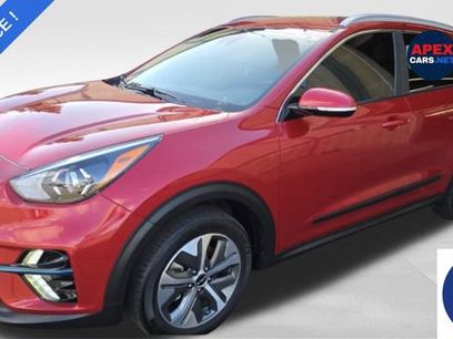 Used 2022 Kia Niro EX