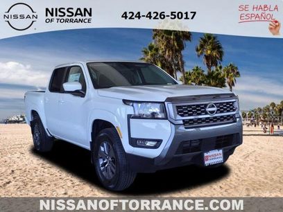 New 2025 Nissan Frontier SV w/ SV Convenience Package
