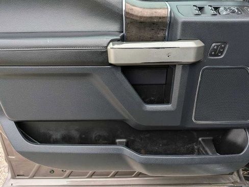 Certified 2022 Ford F350 Lariat w/ Lariat Ultimate Package AWD/4WD image 17