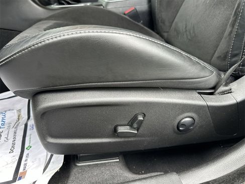 Used 2023 Dodge Charger Scat Pack image 12