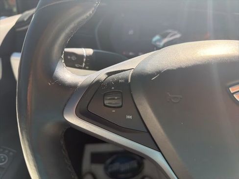 Used 2018 Tesla Model X 100D image 16