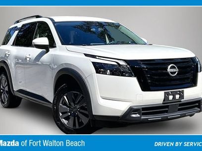 Used 2024 Nissan Pathfinder SV