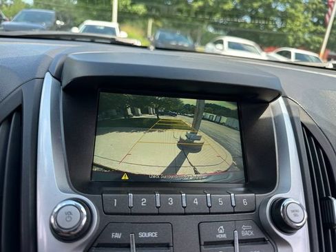 Used 2017 Chevrolet Equinox Premier w/ Enhanced Convenience Package FWD image 15