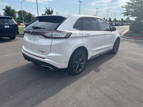 Used 2018 Ford Edge Sport w/ Equipment Group 401A AWD/4WD image 3