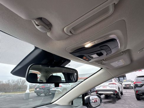 Used 2024 Toyota Corolla LE FWD image 28