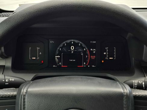 Certified 2025 Toyota Tacoma SR5 image 24