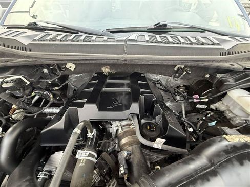 Used 2016 Ford F150 XLT w/ Equipment Group 301A Mid AWD/4WD image 34