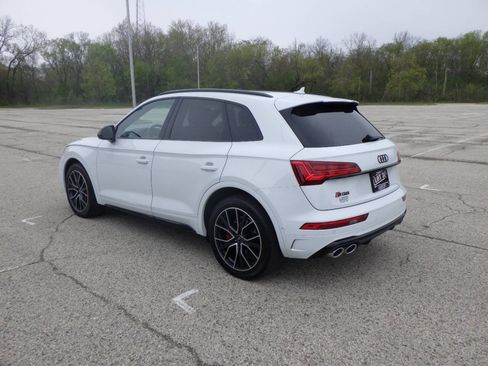 Used 2021 Audi SQ5 Prestige w/ Prestige Package AWD/4WD image 3