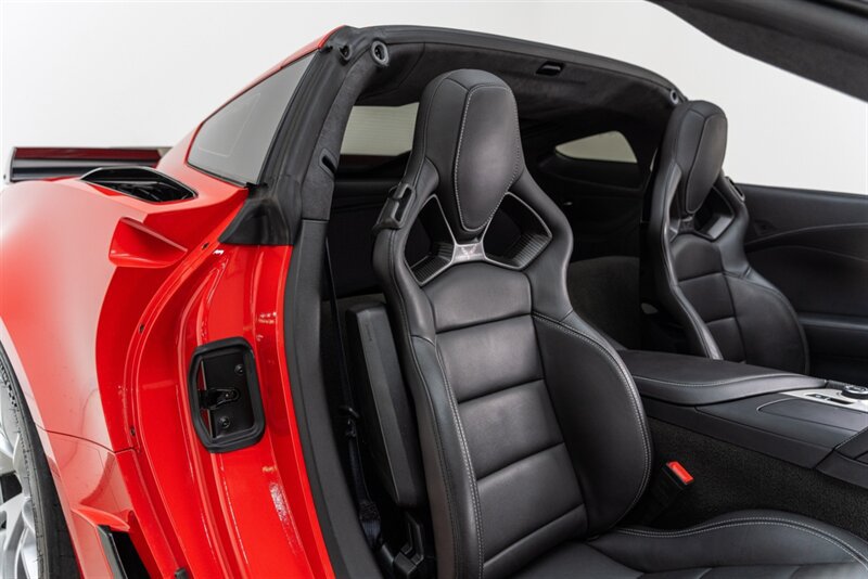 Used 2018 Chevrolet Corvette Z06 RWD image 49