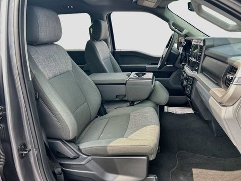 Used 2025 Ford F250 XLT AWD/4WD image 31
