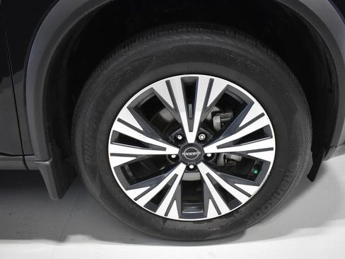 Certified 2023 Nissan Rogue SV AWD/4WD image 10