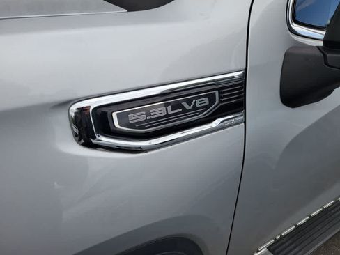 Used 2019 GMC Sierra 1500 SLT w/ SLT Convenience Package RWD image 3