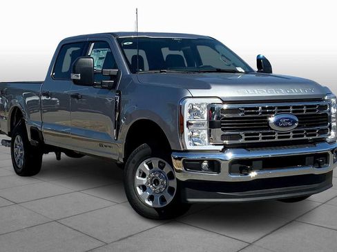 Certified 2024 Ford F250 XLT image 2