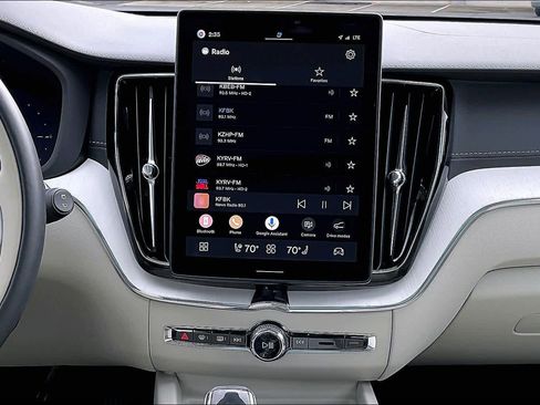 Used 2026 Volvo XC60 T8 Ultra w/ Protection Package Premier image 9