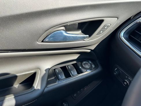 Used 2024 Chevrolet Equinox Premier w/ LPO, Floor Liner Package FWD image 14