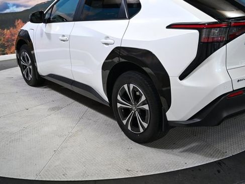 Used 2024 Toyota bZ4X XLE image 8