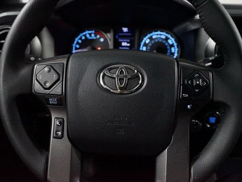 Used 2016 Toyota Tacoma TRD Off-Road w/ Towing Package AWD/4WD image 13