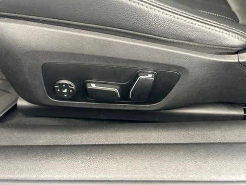 Used 2026 BMW 430i Convertible w/ M Sport Package RWD image 46