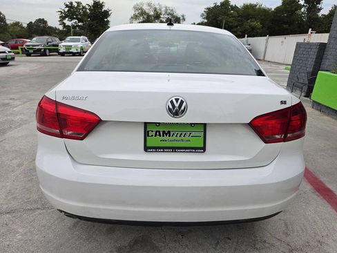 Used 2012 Volkswagen Passat 2.5 SE FWD image 14