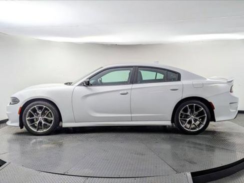 Used 2023 Dodge Charger GT image 3