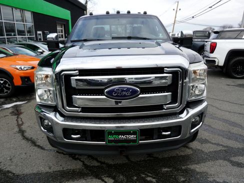 Used 2014 Ford F350 Lariat image 3